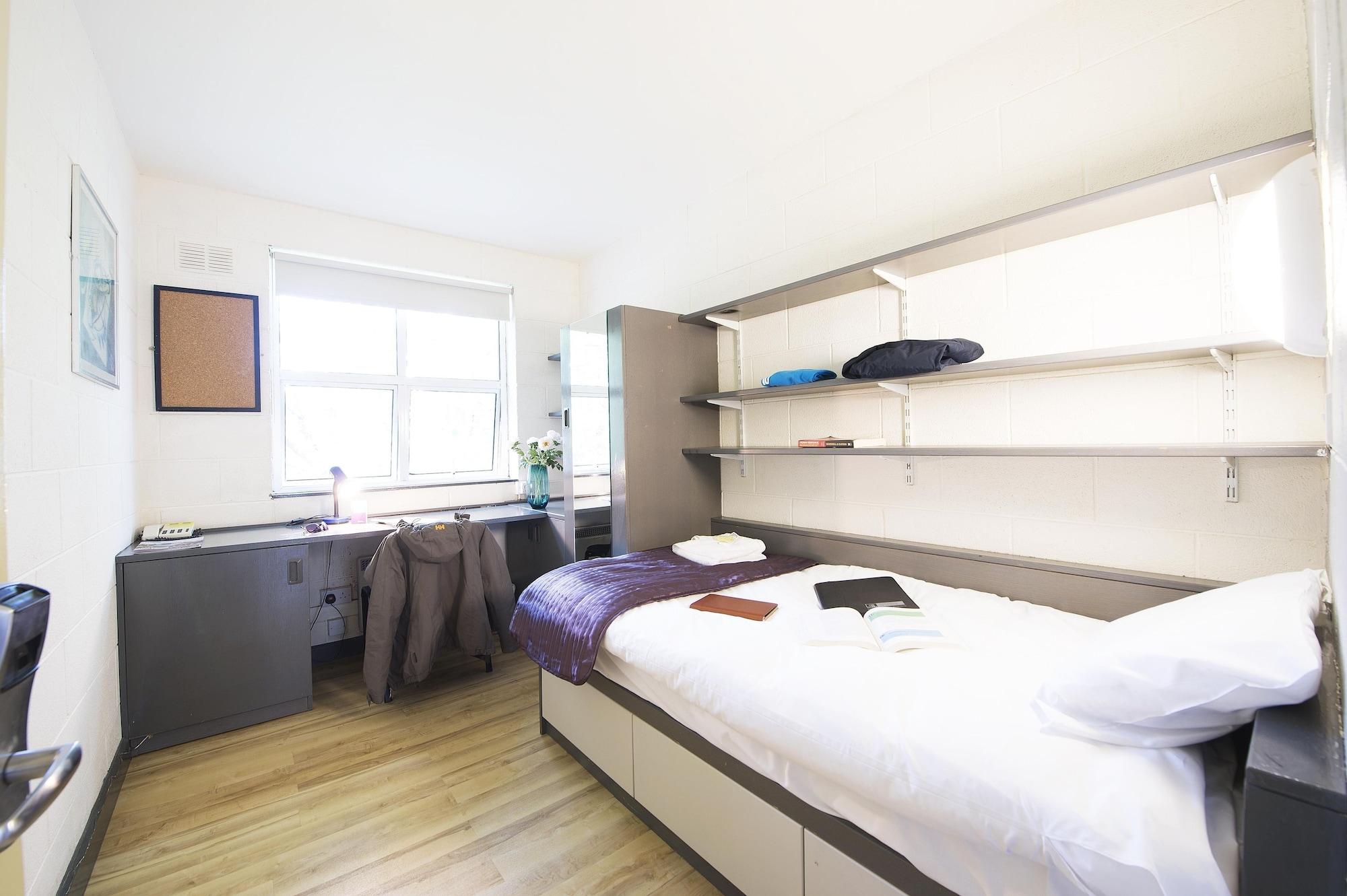 Corrib Village Apartments University Of Galway Exterior photo